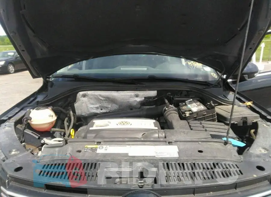 WVGSV7AX5HW500108 Photo# 10
