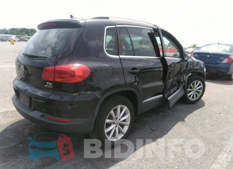 WVGSV7AX5HW500108 Photo# 4
