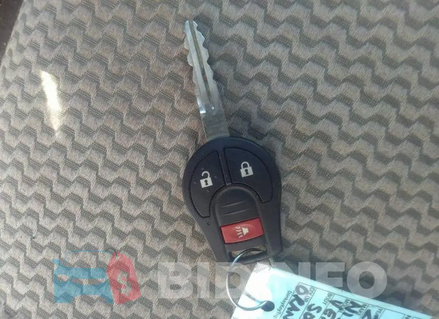 3N1CE2CP0HL352998 Photo# 11