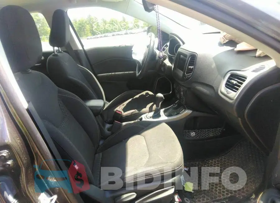 3C4NJDAB8JT432964 Photo# 5