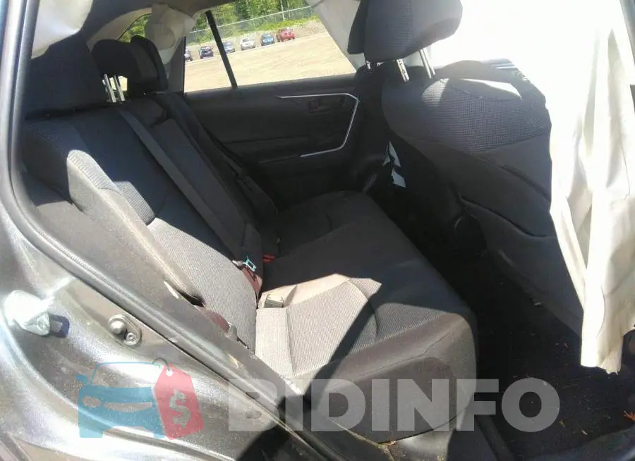 JTMF1RFV7KD027447 Photo# 8