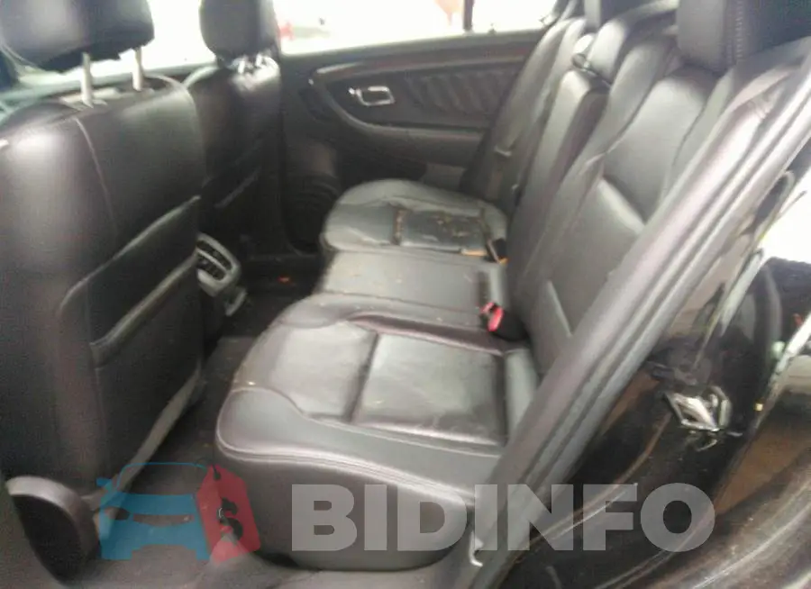 1FAHP2F82KG115366 Photo# 8