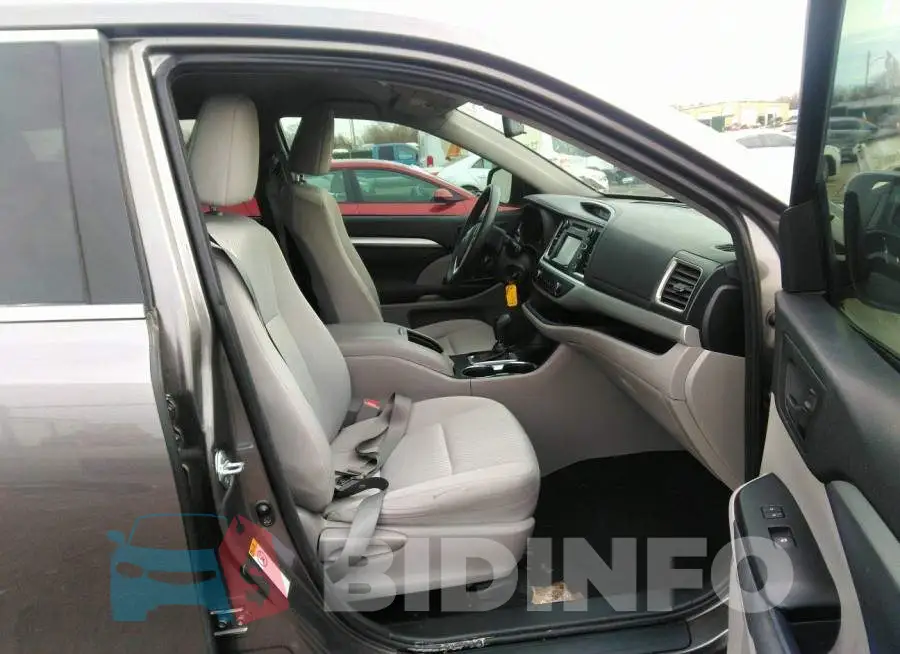 5TDZKRFH9GS166575 Photo# 5
