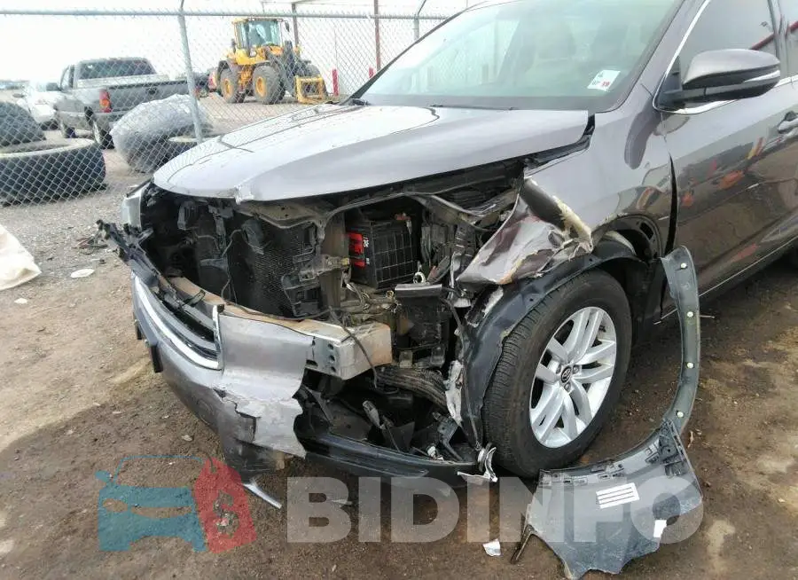 5TDZKRFH9GS166575 Photo# 6