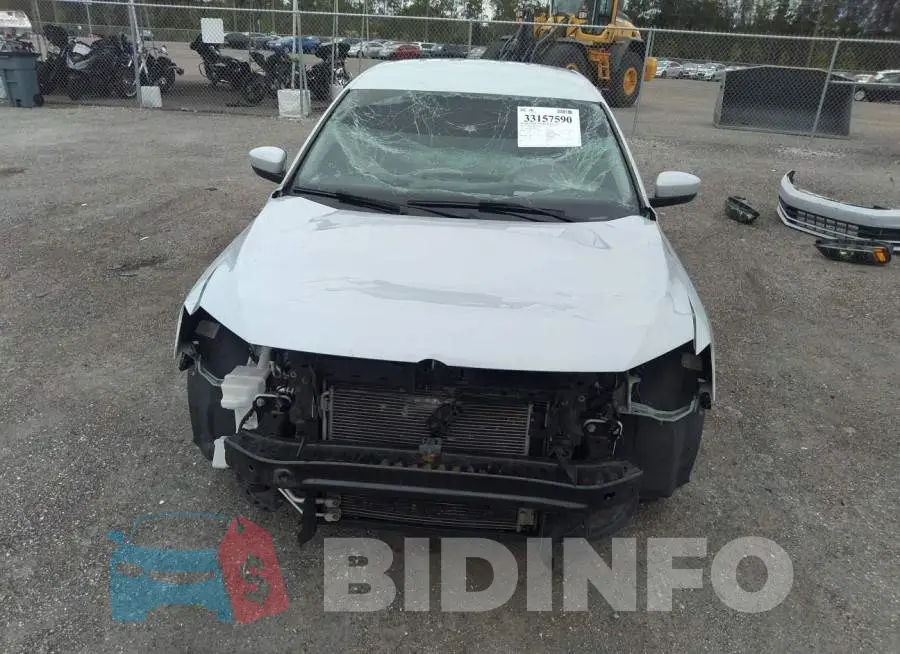 3VW2B7AJ7HM393374 Photo# 6
