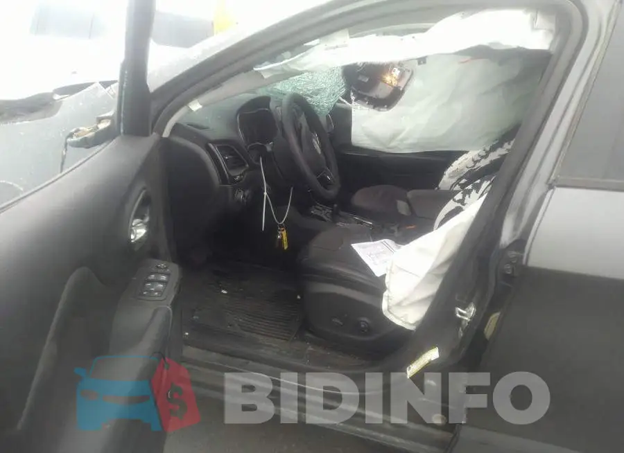 1C4PJLLB5MD227192 Photo# 5