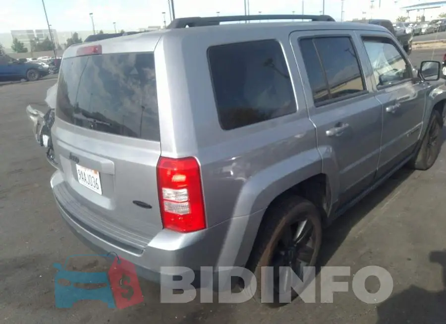 1C4NJPFB6GD687413 Photo# 2