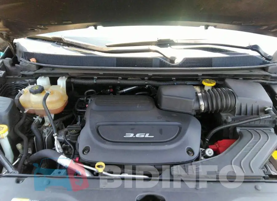 2C4RC1BGXHR642077 Photo# 10