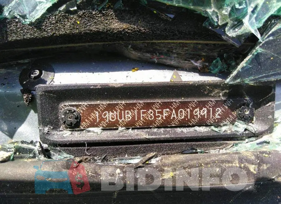 19UUB1F35FA019912 Photo# 9