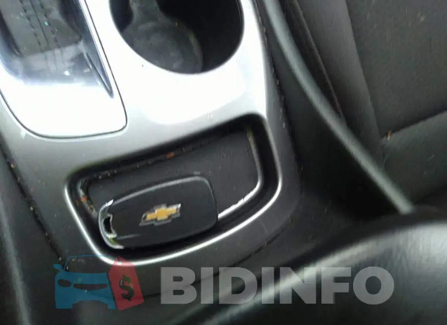 1G1ZB5ST2HF289647 Photo# 11