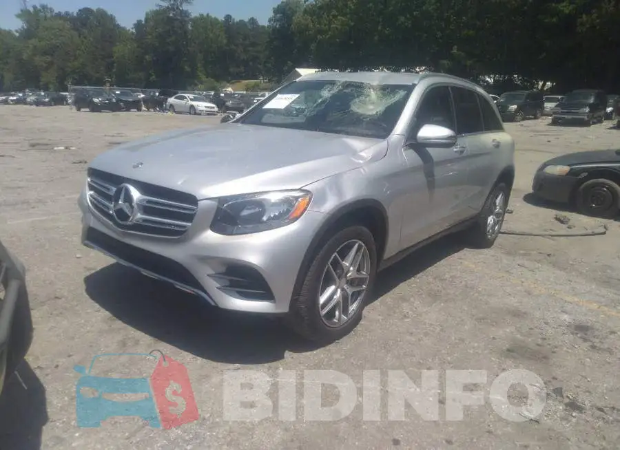 WDC0G4JBXHF123262 Photo# 2