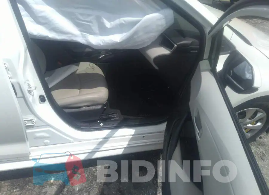 5YFEPRAE2LP087880 Photo# 5