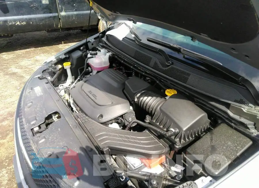 2C4RC1CG7MR580033 Photo# 10