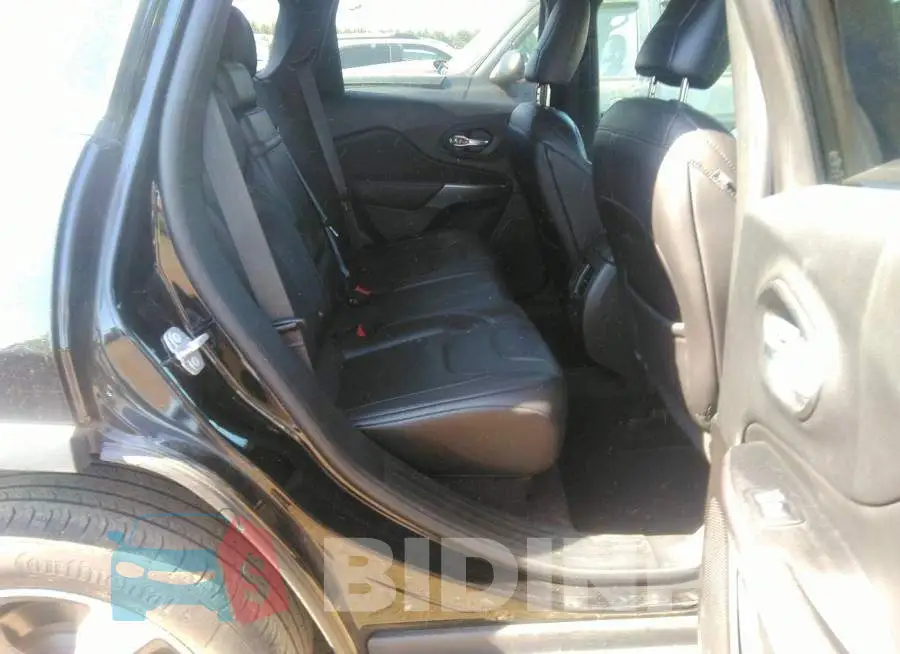 1C4PJMDX5KD141992 Photo# 8