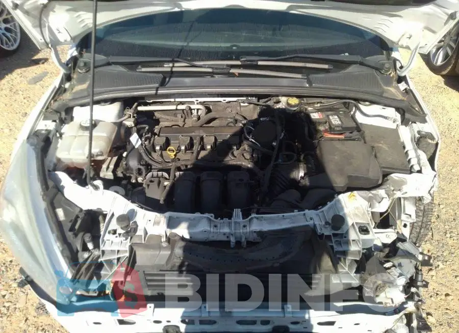 1FADP3E26FL375851 Photo# 10