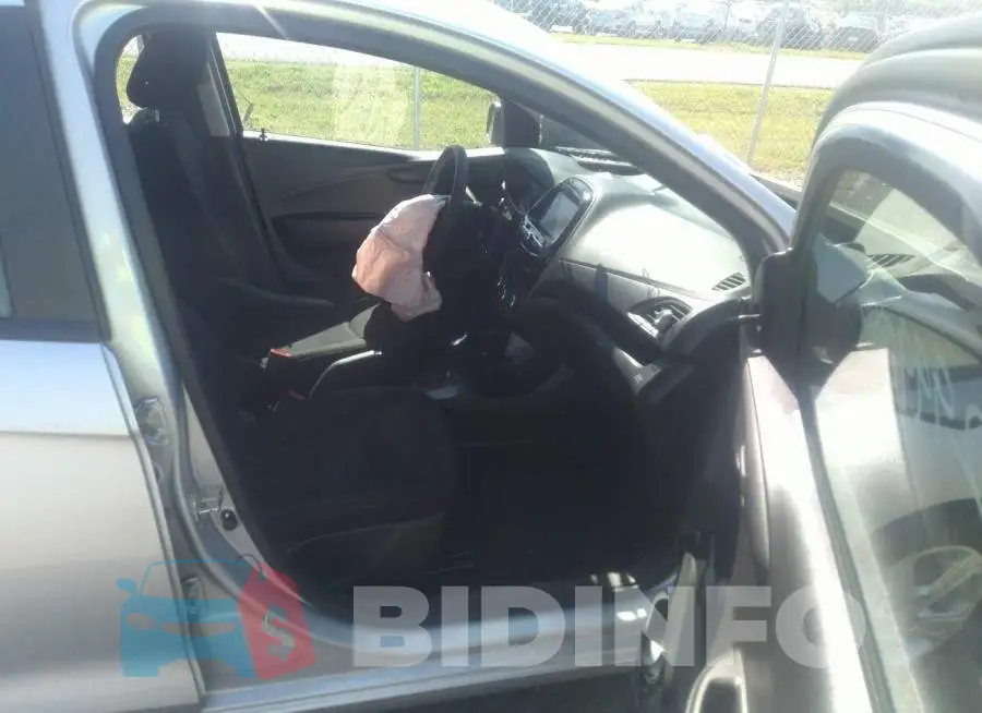 KL8CB6SA8KC817906 Photo# 5