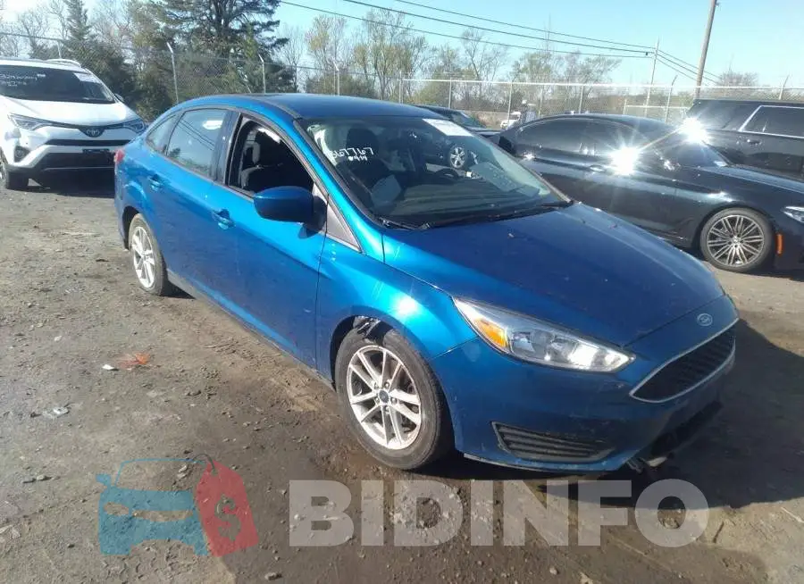 1FADP3F27JL207661 Photo# 1
