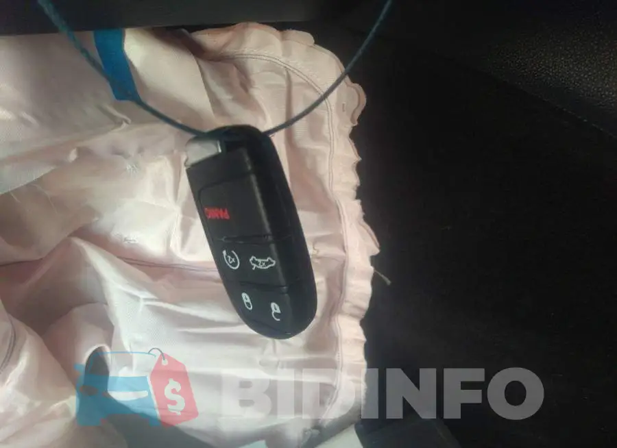 2C3CDXBG6JH151057 Photo# 11