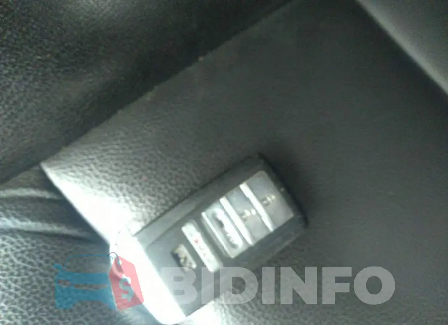 5J8TB4H34GL028892 Photo# 11