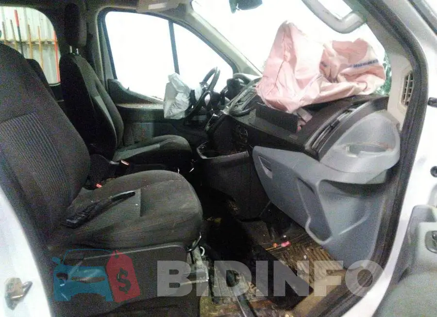 1FBZX2YM8HKA40627 Photo# 5