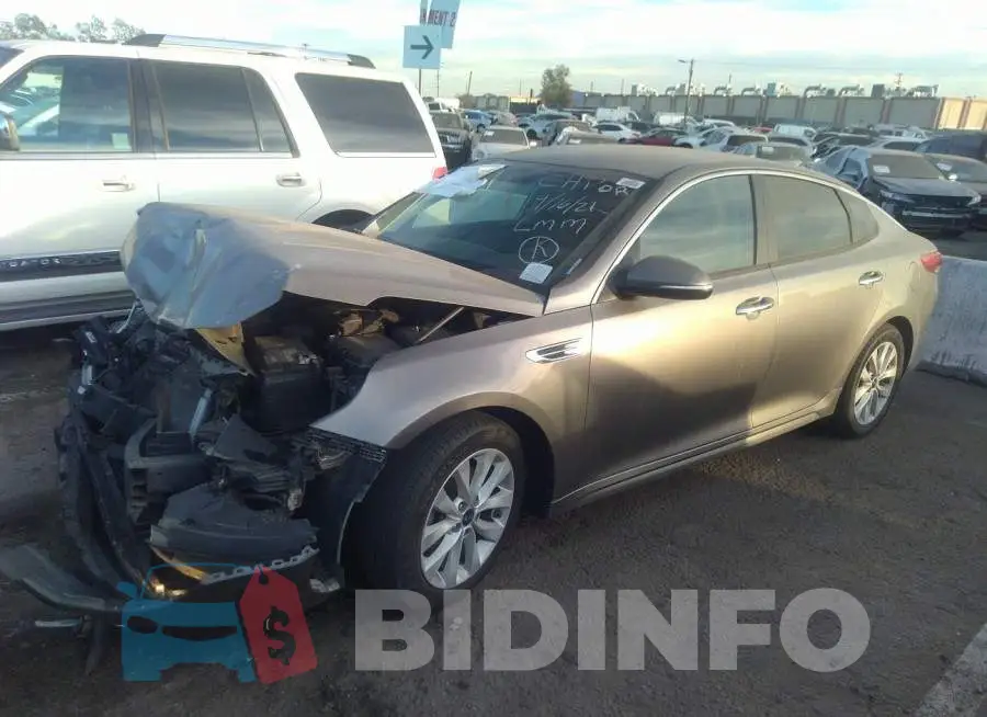 5XXGT4L35GG001396 Photo# 2