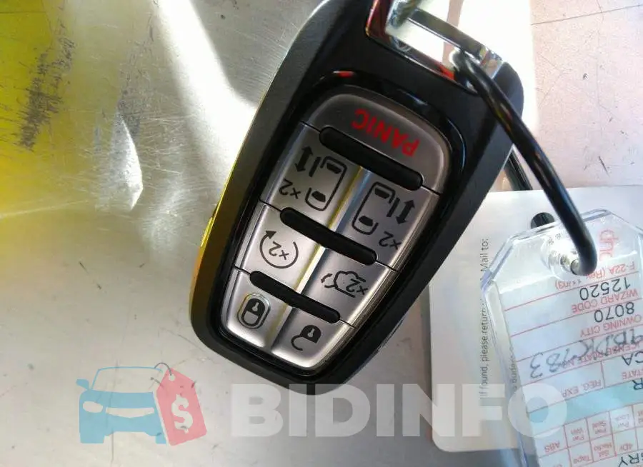 2C4RC1GG1NR168427 Photo# 11