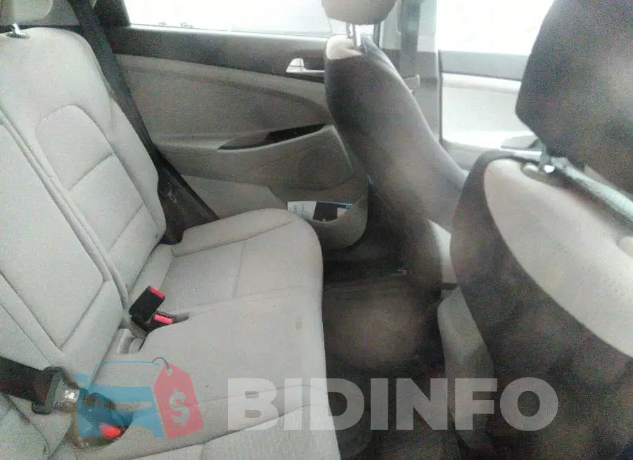 KM8J33A40MU390512 Photo# 8