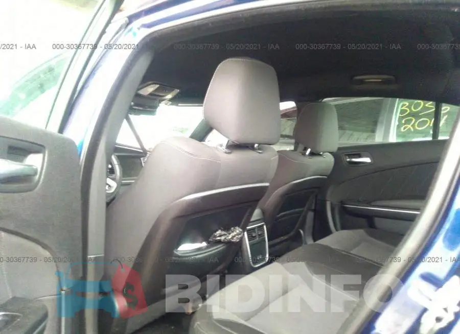 2C3CDXHG8FH825417 Photo# 8