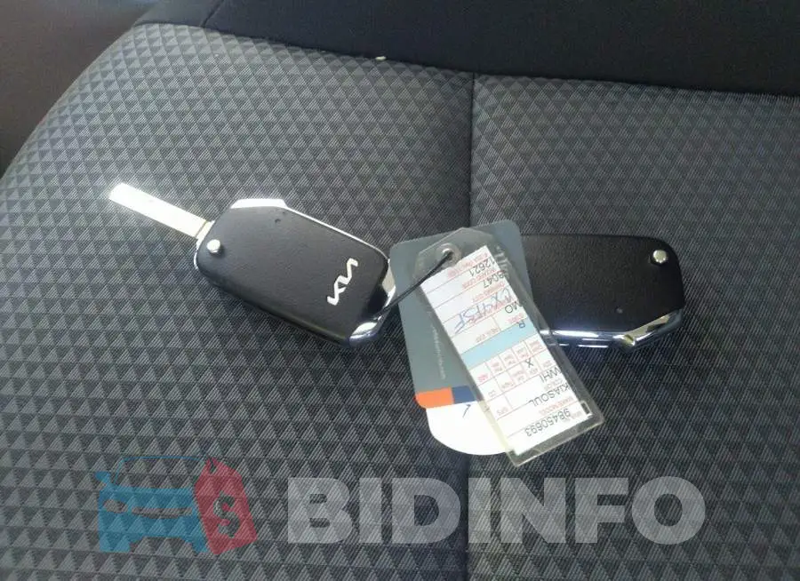 KNDJ23AU8N7178240 Photo# 11