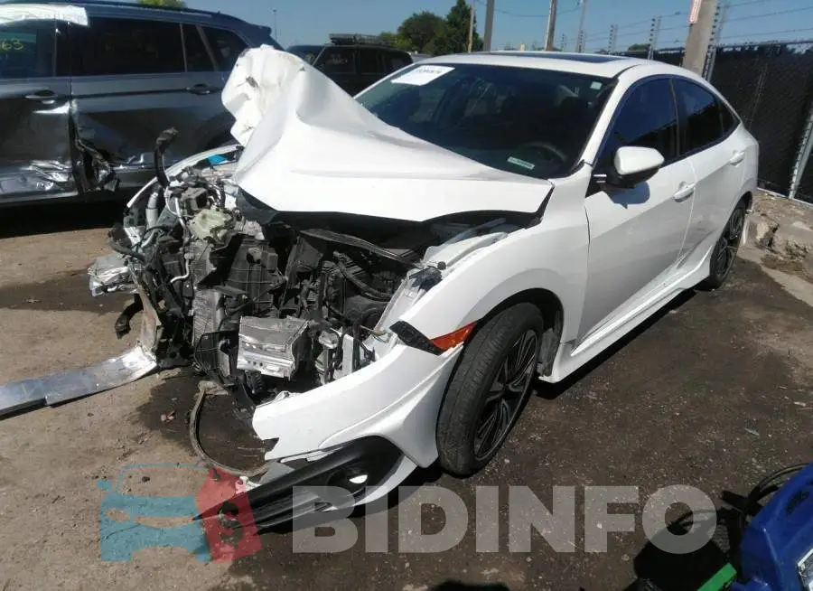 19XFC1F34HE020943 Photo# 2