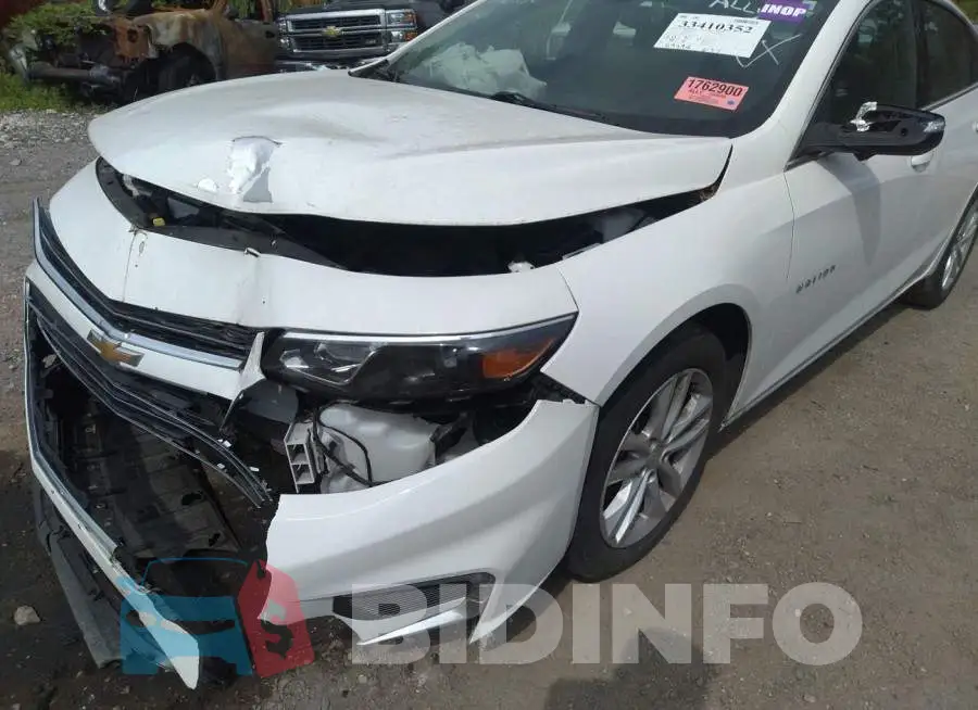 1G1ZD5ST9JF237688 Photo# 6