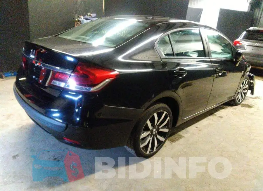 19XFB2F93FE225230 Photo# 4