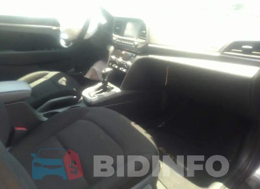 5NPD84LFXKH451332 Photo# 5