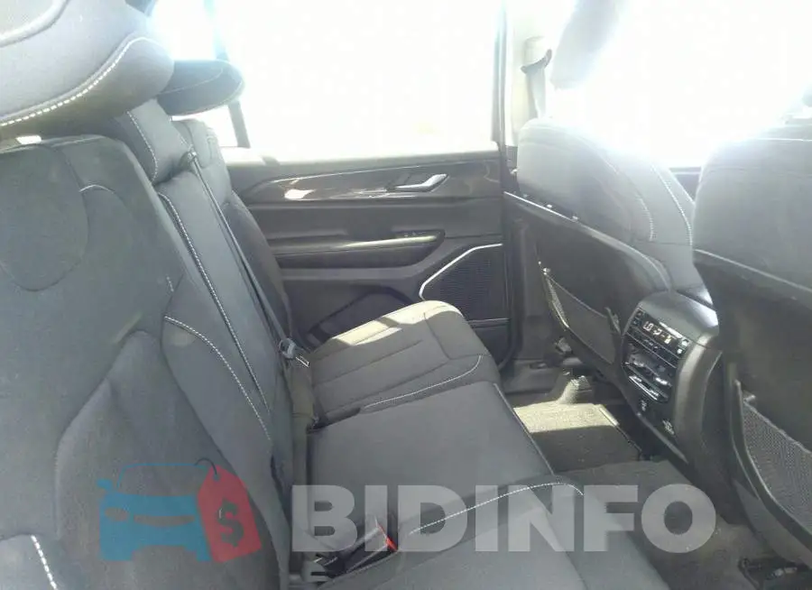 1C4RJKAG1N8508692 Photo# 8