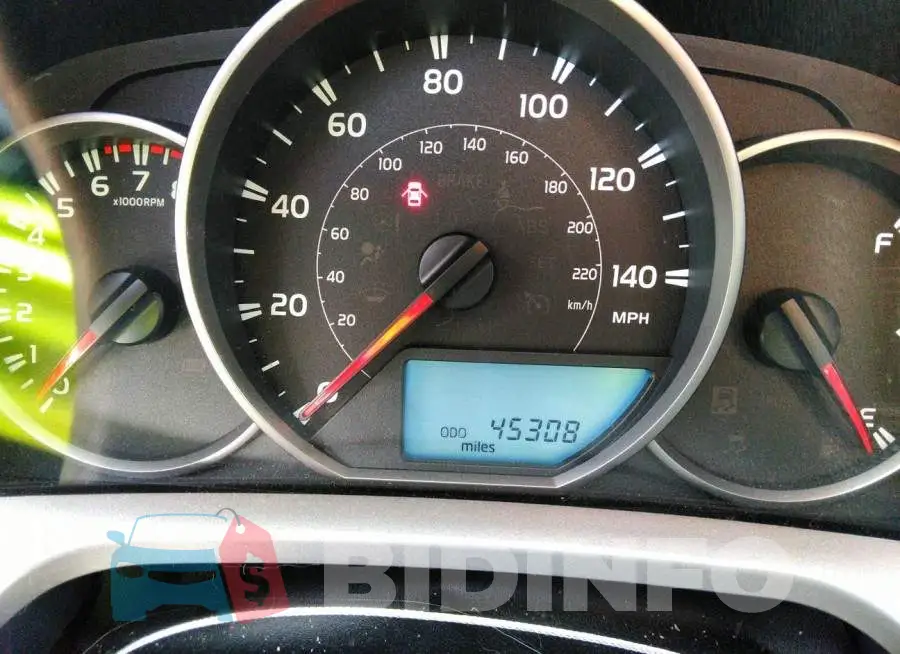 JTMZFREV8GJ100141 Photo# 7