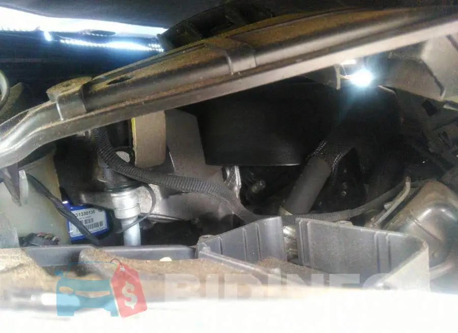 YV140MFB0F2301103 Photo# 10