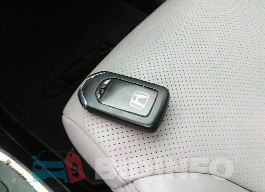 2HKRM4H74GH703781 Photo# 11