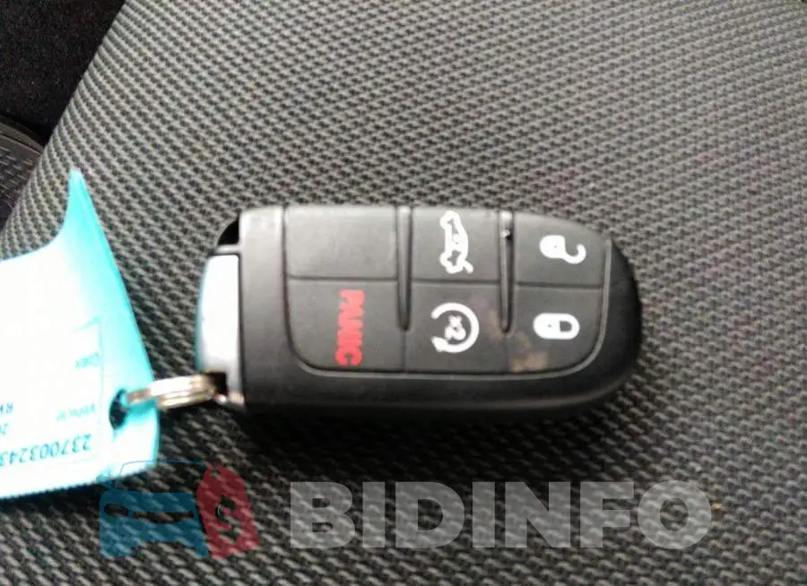 2C3CDXHGXGH150350 Photo# 11