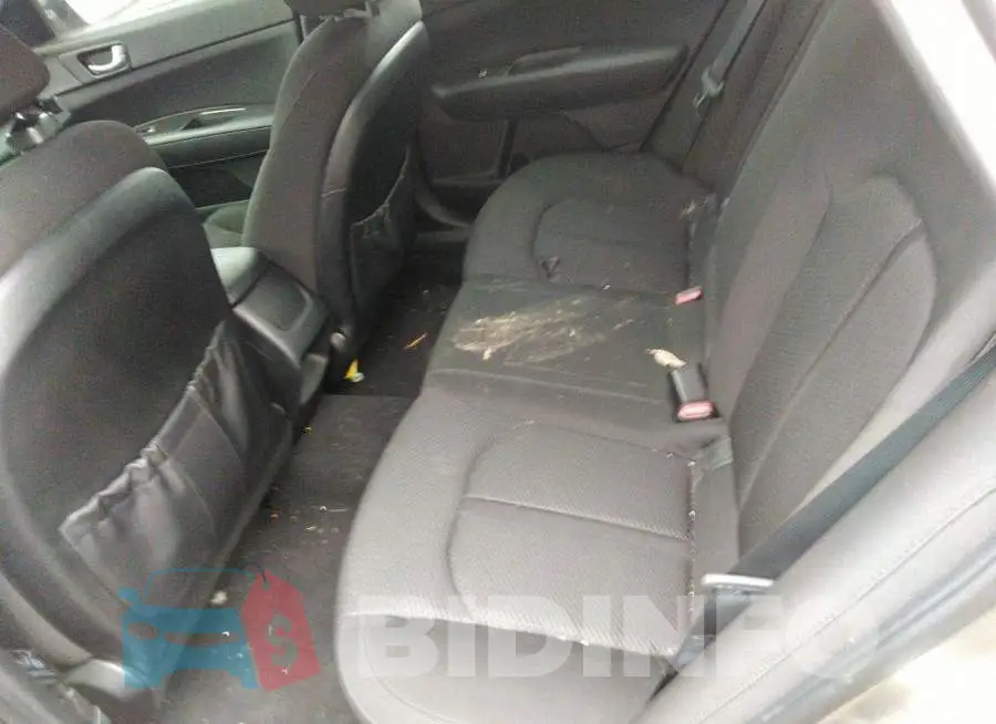 5XXGT4L32HG155758 Photo# 8