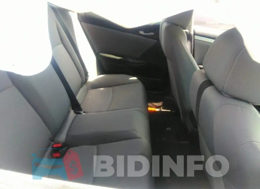 19XFC2F57JE205548 Photo# 8