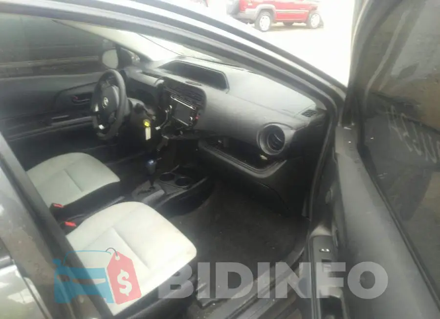 JTDKDTB31J1601774 Photo# 5