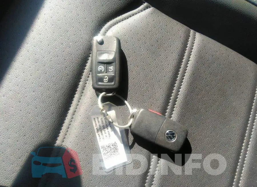 1VWSA7A36MC009861 Photo# 11