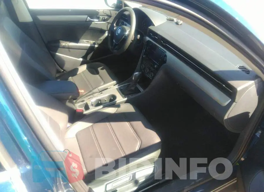 1VWSA7A36MC009861 Photo# 5
