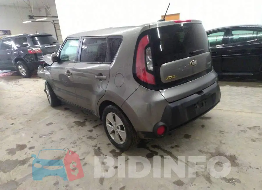 KNDJN2A22F7162343 Photo# 3