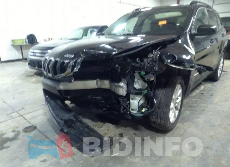 1C4PJLAB4GW217121 Photo# 6