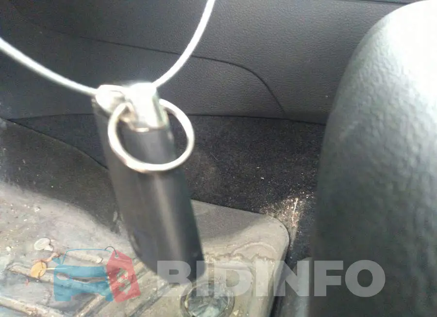WVWVF7AU7JW227098 Photo# 11