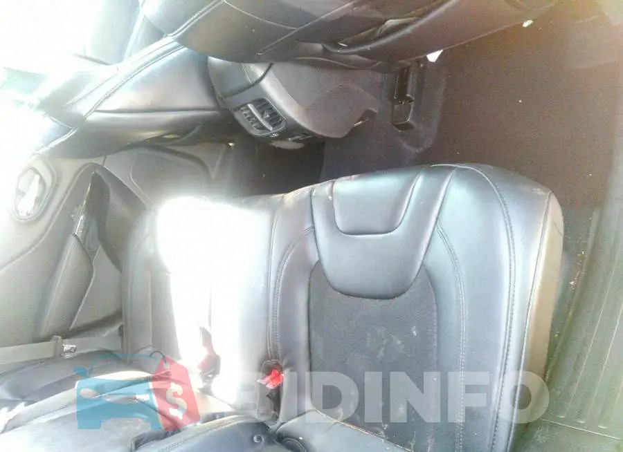 1C4PJLLB6KD376532 Photo# 8