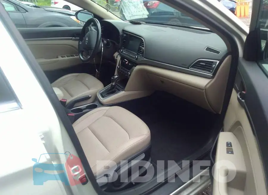 5NPD84LF7HH054962 Photo# 5