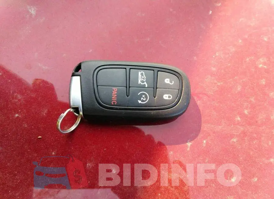 1C4PJLLX5KD129272 Photo# 11