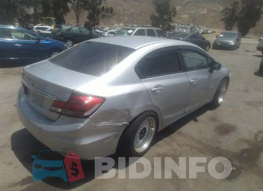 2HGFB2E55FH503694 Photo# 4